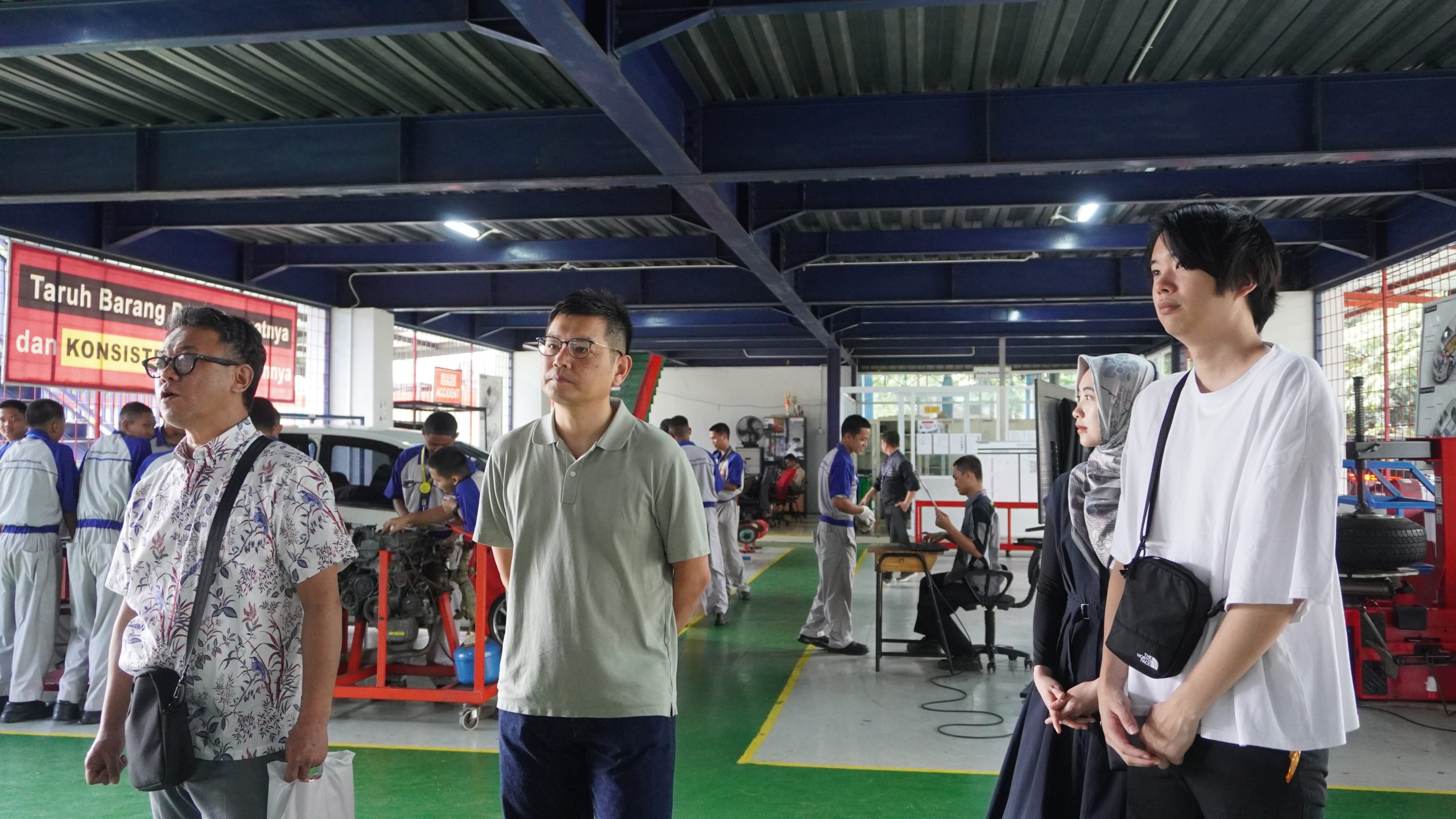 Yamax dan Hanya Seisakusyo